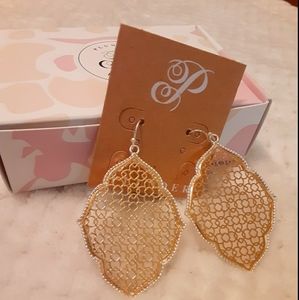 Rosaleen Plunder earrings